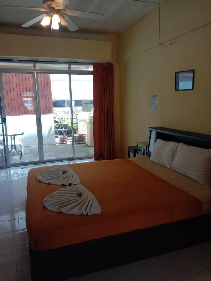 Nin Apartments Karon Beach 푸껫 객실 사진